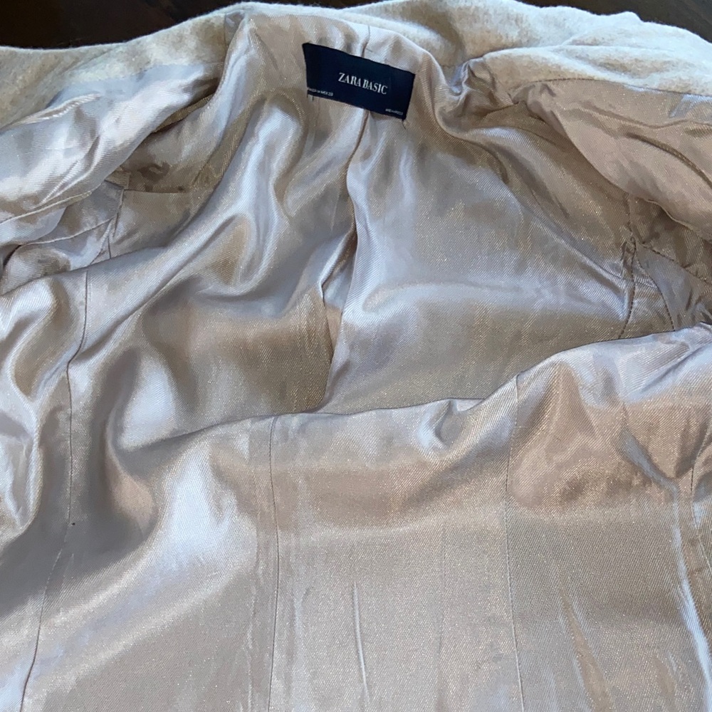 Sale! Elegant Tan Women's Coat, Zara, size M - Picture 9 of 10